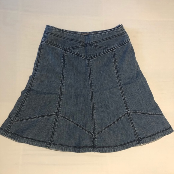 Anthropologie women’s denim skirt - Picture 1 of 3
